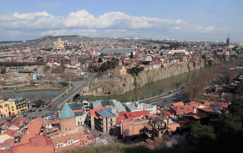 Homestay Nika Tbilisi ภายนอก รูปภาพ